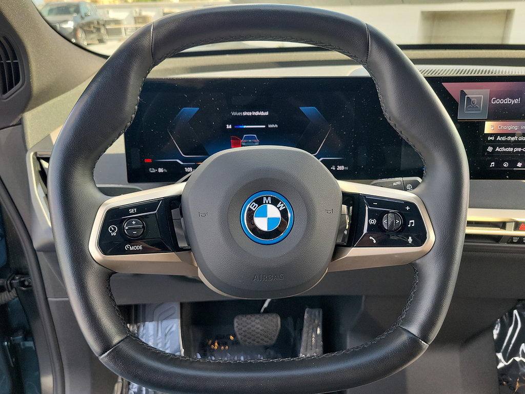 Used 2024 BMW iX xDrive50 w/ Sport Package AWD/4WD image 24