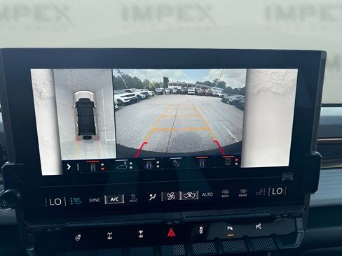 Used 2024 GMC Hummer EV 3X w/ Extreme Off-Road Package AWD/4WD image 11