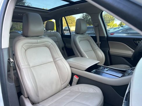 Used 2023 Lincoln Aviator Reserve w/ Equipment Group 201A image 43