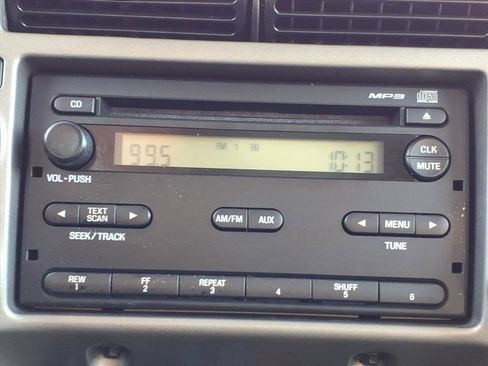 Used 2011 Ford Ranger XLT image 12