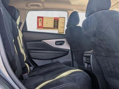 Used 2020 Nissan Murano S w/ Technology Package image 19