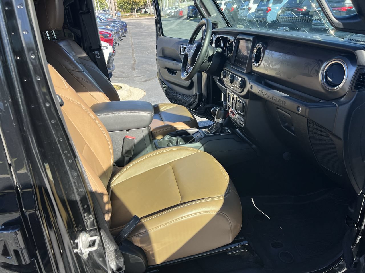 Used 2023 Jeep Wrangler Unlimited Rubicon w/ Xtreme 35 Tire Package AWD/4WD image 34