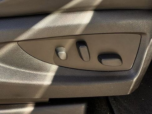 Used 2018 GMC Yukon XL Denali w/ Denali Ultimate Package image 25