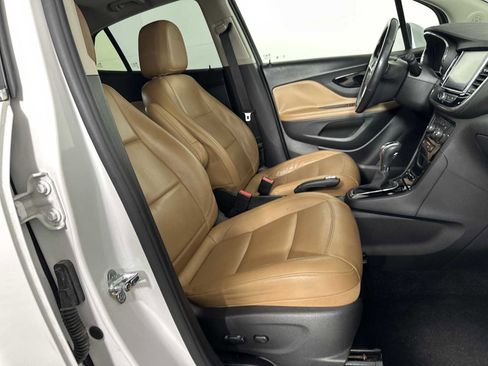 Used 2019 Buick Encore Essence w/ Experience Buick Package image 27