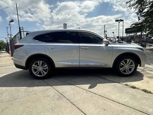 Used 2026 Acura MDX SH-AWD image 4