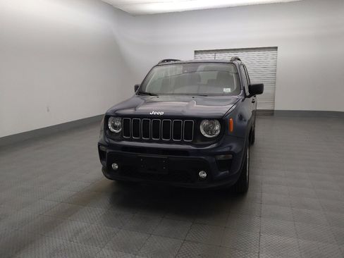Used 2023 Jeep Renegade Latitude w/ Premium Group AWD/4WD image 15