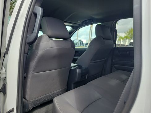 Used 2024 Toyota Tacoma SR AWD/4WD image 14