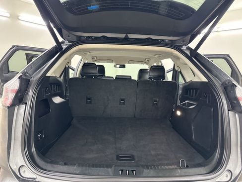 Used 2024 Ford Edge Titanium image 24