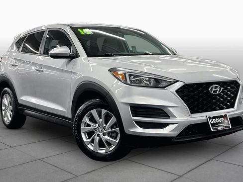 Used 2019 Hyundai Tucson SE FWD image 2