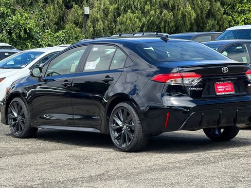 New 2026 Toyota Corolla SE image 7