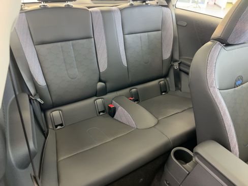 New 2026 MINI Cooper 2-Door Hardtop image 27