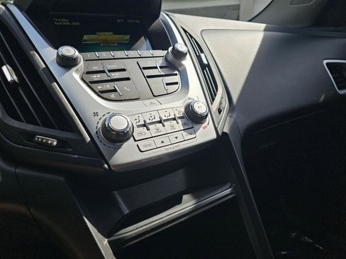 Used 2017 Chevrolet Equinox LS AWD/4WD image 26
