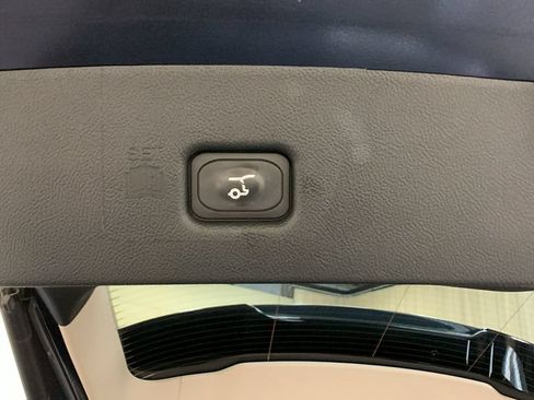 Used 2023 Lincoln Nautilus Reserve AWD/4WD image 20
