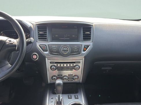 Used 2017 Nissan Pathfinder SL AWD/4WD image 11
