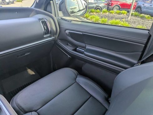 Used 2025 Ford Expedition Max Platinum w/ Stealth Performance Package AWD/4WD image 20