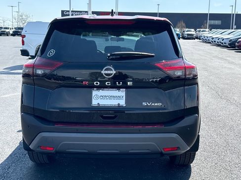 Used 2023 Nissan Rogue SV AWD/4WD image 4