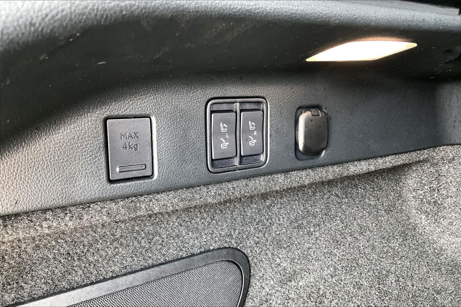 Used 2023 Lexus RX 350 AWD w/ Accessory Package image 35