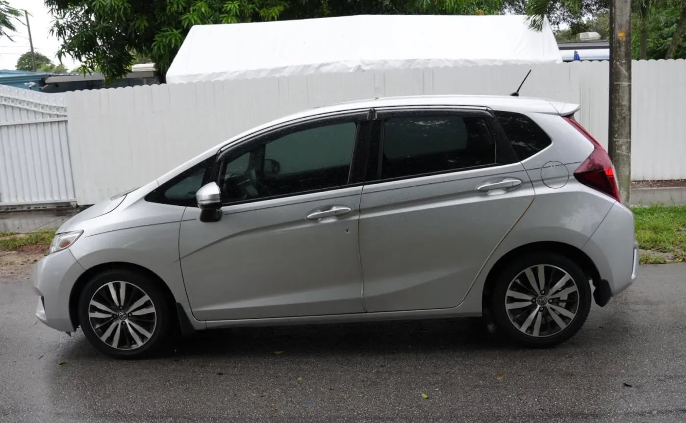Used 2015 Honda Fit EX image 3