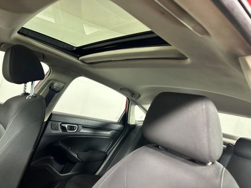 Used 2022 Honda Civic EX image 13