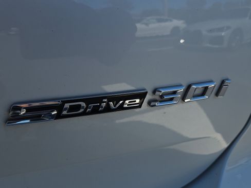 Certified 2024 BMW X3 sDrive30i w/ Premium Package w/ZPA image 19