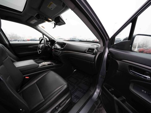 Certified 2025 Honda Ridgeline RTL image 25