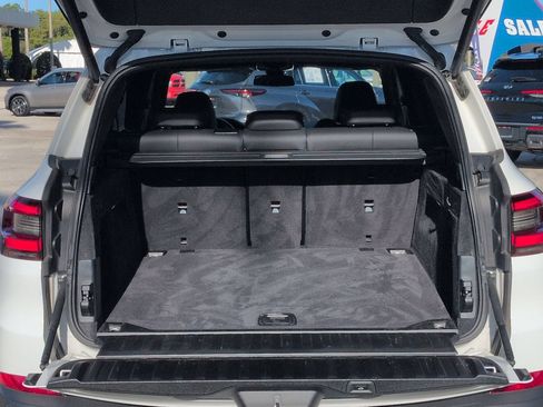 Used 2022 BMW X5 sDrive40i w/ Premium Package RWD image 12