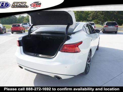 Used 2017 Nissan Maxima Platinum FWD image 19