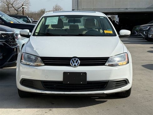 Used 2014 Volkswagen Jetta SE image 8