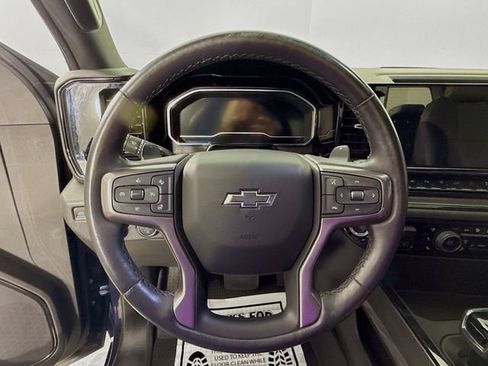 Used 2022 Chevrolet Silverado 1500 ZR2 w/ Technology Package image 11