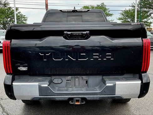 Used 2022 Toyota Tundra SR5 w/ TRD Off-Road Premium Package AWD/4WD image 5