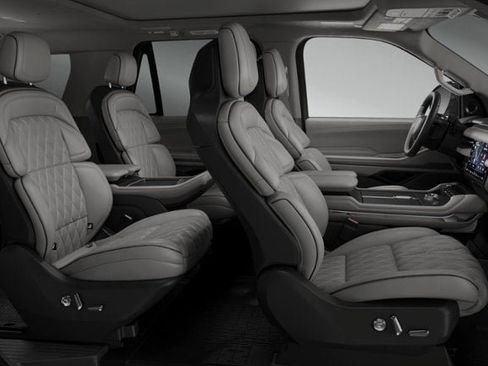 New 2026 Lincoln Navigator Black Label AWD/4WD image 28