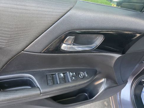 Used 2017 Honda Accord LX image 16