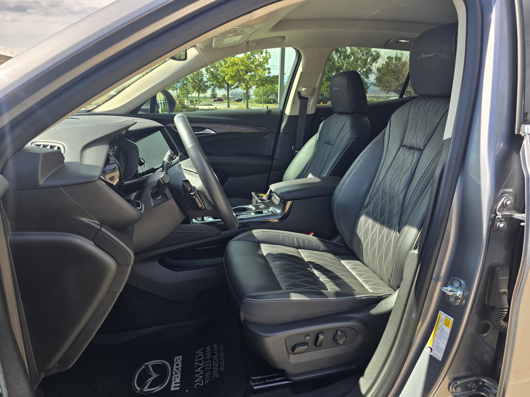 Used 2021 Buick Envision Avenir FWD image 13