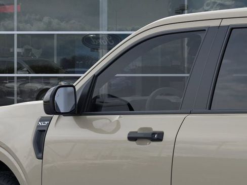 New 2025 Ford Maverick XLT w/ XLT Luxury Package AWD/4WD image 21