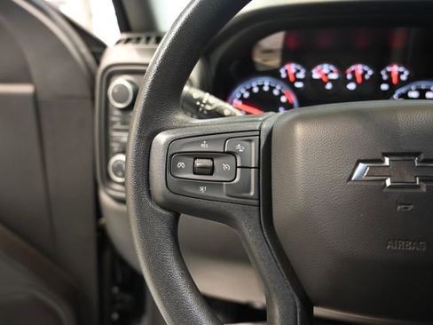 Used 2022 Chevrolet Silverado 1500 Custom Trail Boss AWD/4WD image 21
