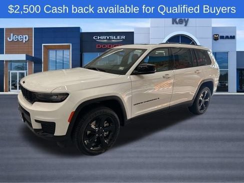 New 2025 Jeep Grand Cherokee L Altitude AWD/4WD image 2
