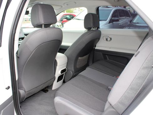 Used 2024 Hyundai Ioniq 5 SE RWD image 13