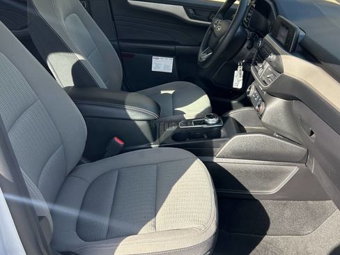 Used 2022 Ford Escape S AWD/4WD image 15