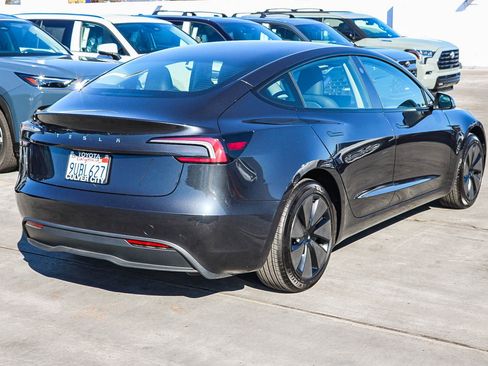 Used 2025 Tesla Model 3 Long Range image 9