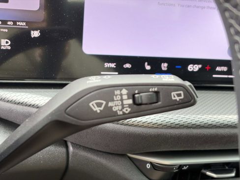 New 2026 Audi SQ5 Premium Plus AWD/4WD image 25