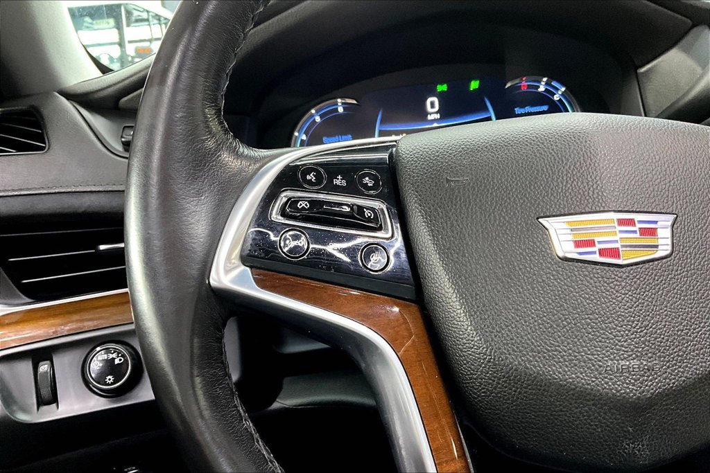 Used 2019 Cadillac Escalade Premium Luxury w/ LPO, Radiant Package AWD/4WD image 11