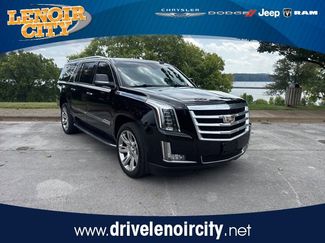 Used 2018 Cadillac Escalade ESV Luxury image 1