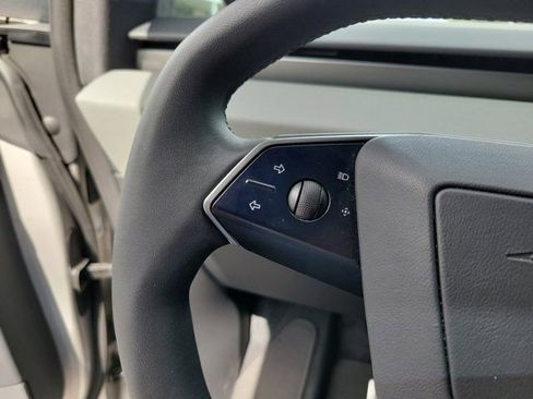 Used 2024 Tesla Cybertruck AWD Crew Cab image 17