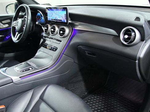 Certified 2020 Mercedes-Benz GLC 300 4MATIC image 21