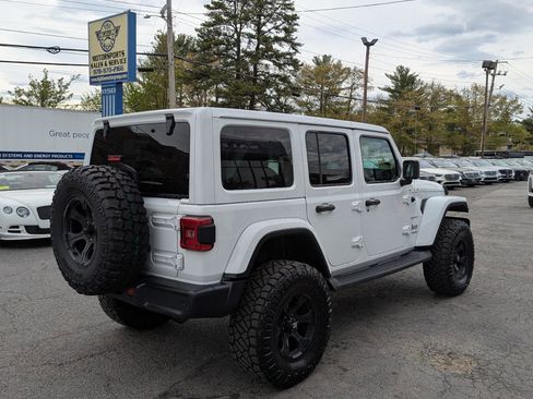 Used 2018 Jeep Wrangler Unlimited Sahara w/ Dual Top Group AWD/4WD image 7