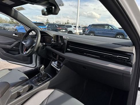 New 2026 Volkswagen Jetta GLI Autobahn FWD image 28