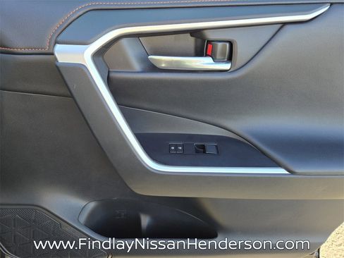 Used 2020 Toyota RAV4 Adventure image 21