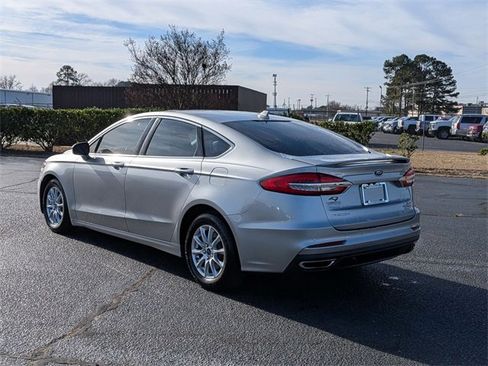 Used 2020 Ford Fusion Titanium image 5