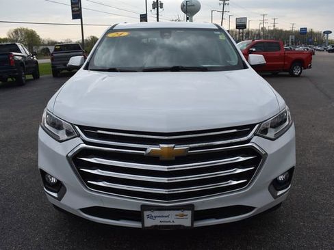 Used 2021 Chevrolet Traverse High Country w/ LPO, Floor Liner Package AWD/4WD image 8
