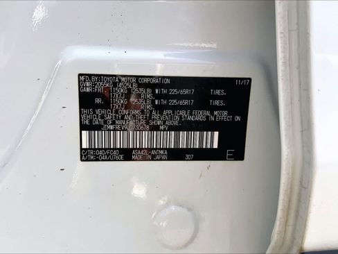 Used 2018 Toyota RAV4 XLE FWD image 36